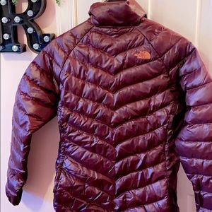 NORTH FACE puffer zip up